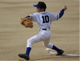 力任せの投球